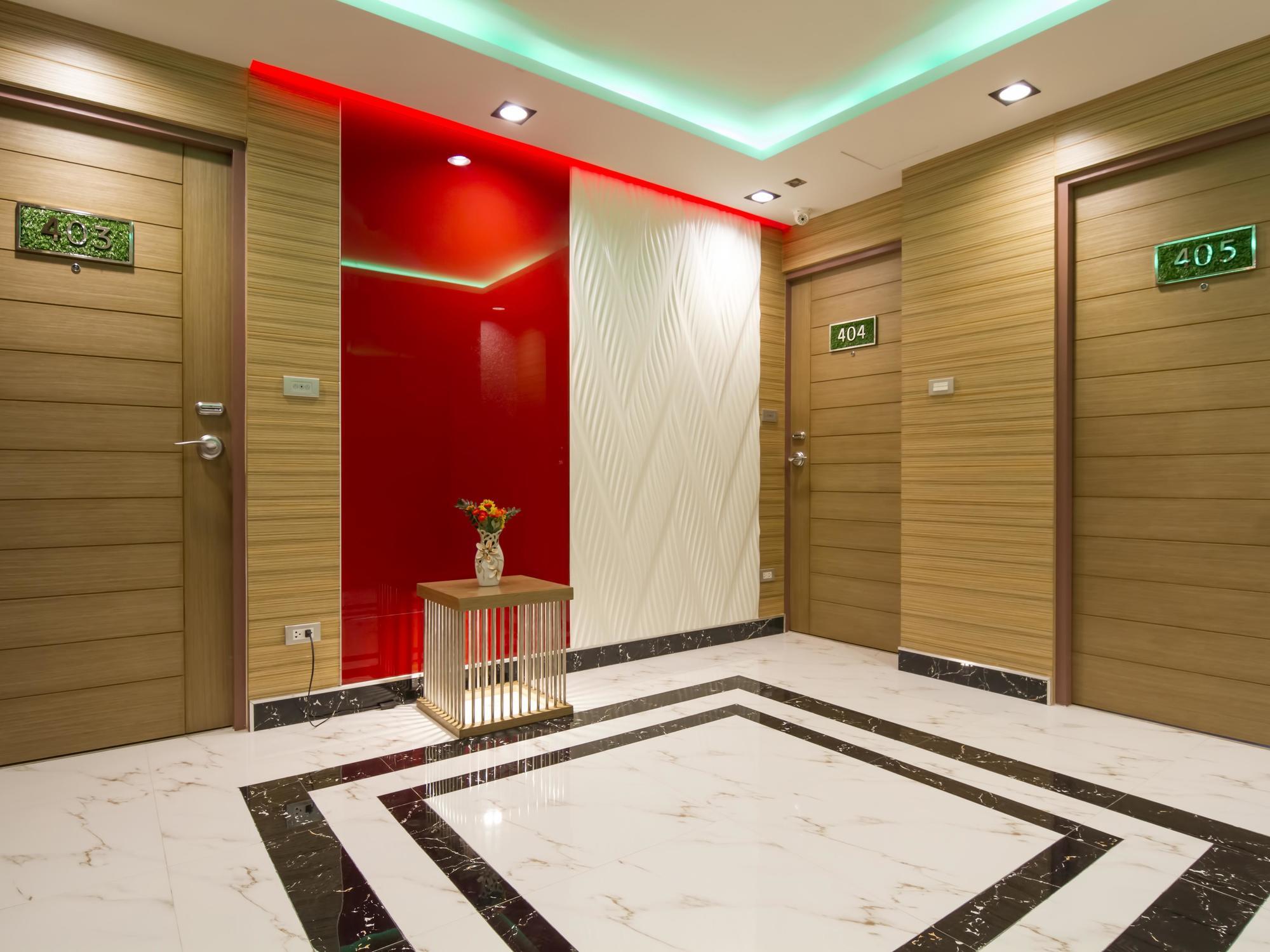 Eleven Avenue Suites Bangkok Dış mekan fotoğraf