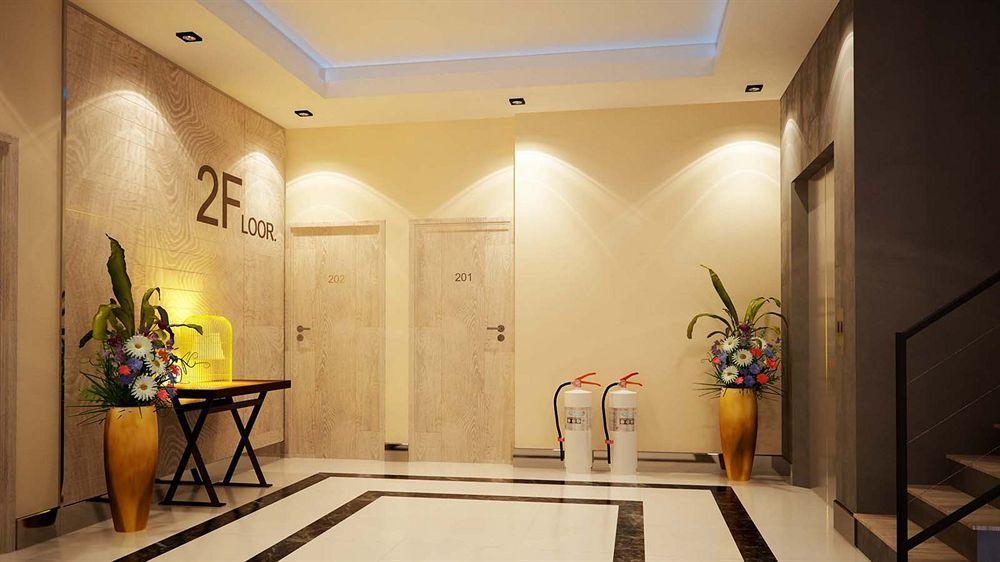 Eleven Avenue Suites Bangkok Dış mekan fotoğraf