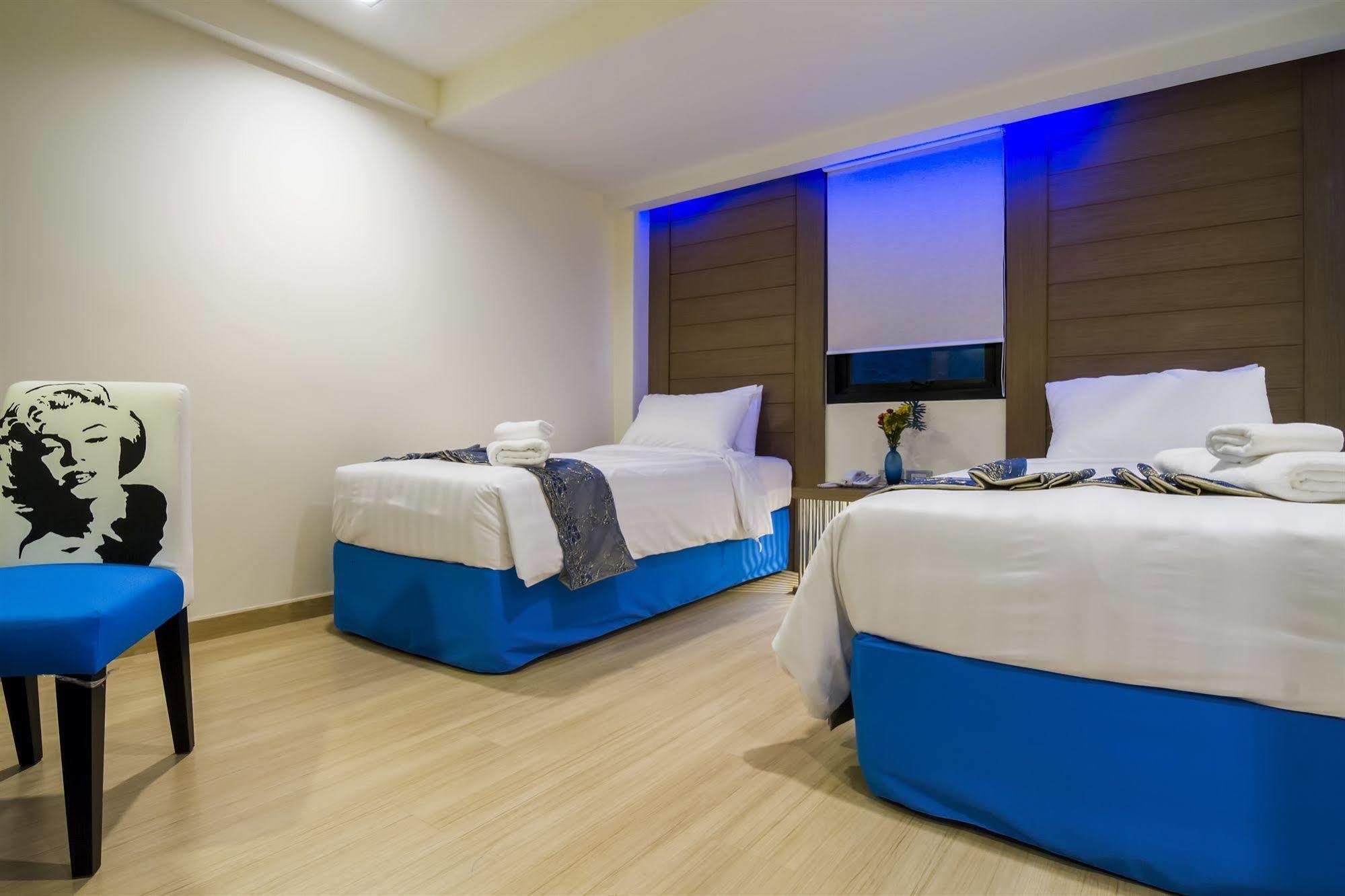 Eleven Avenue Suites Bangkok Dış mekan fotoğraf
